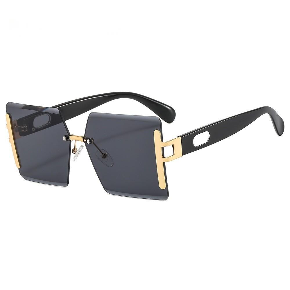 Gorgeous Square Frame Sunglasses