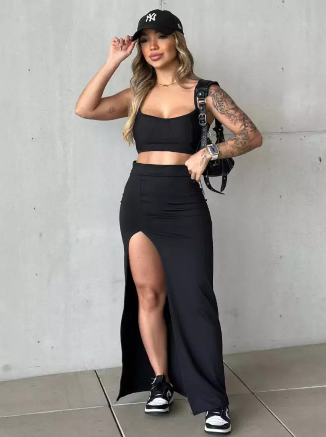Fashionable Slit Bodycon Skirt